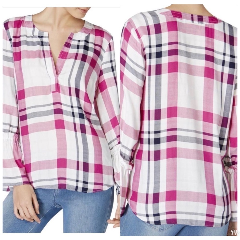 Maison Jules Plaid V-Neck Pullover Medium